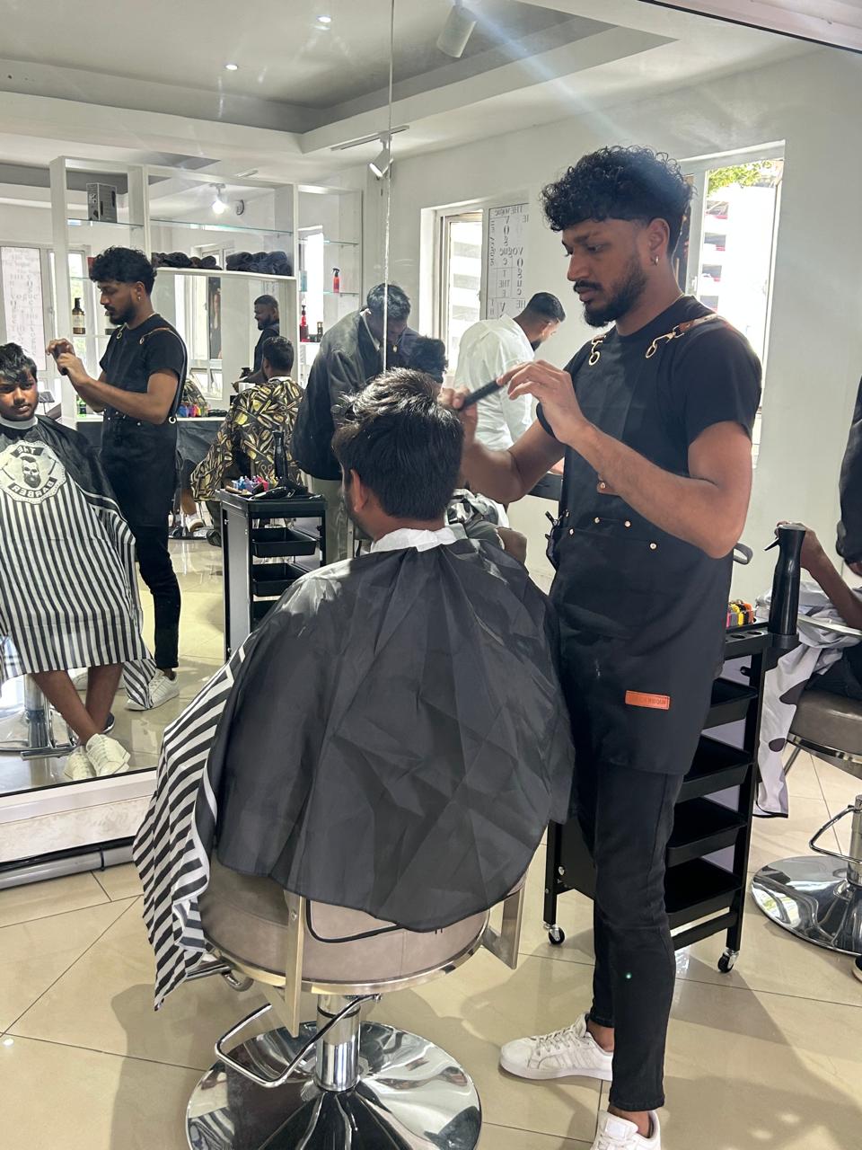 Professional Barbering and Grooming: From Beginner to Industry-Ready Barber